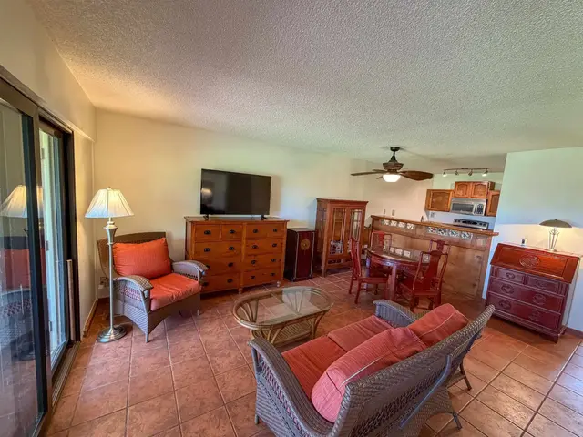 Listing Image for 50 Kepuhi Pl 103 3 of 18