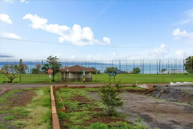 Listing Image for 1560 Ainakea Rd 16 of 25