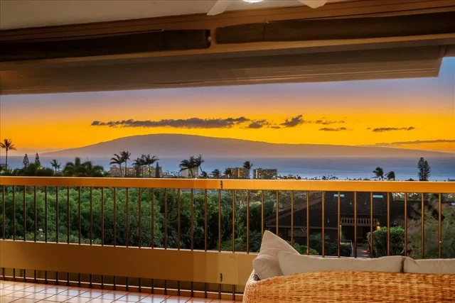 Listing Image for 50 Puu Anoano St 3304 1 of 43