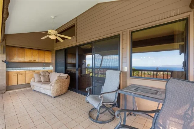 Listing Image for 50 Puu Anoano St 3304 14 of 43