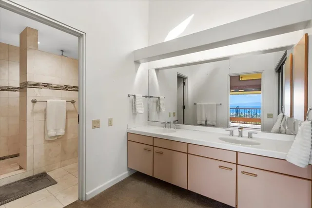 Listing Image for 50 Puu Anoano St 3304 30 of 43