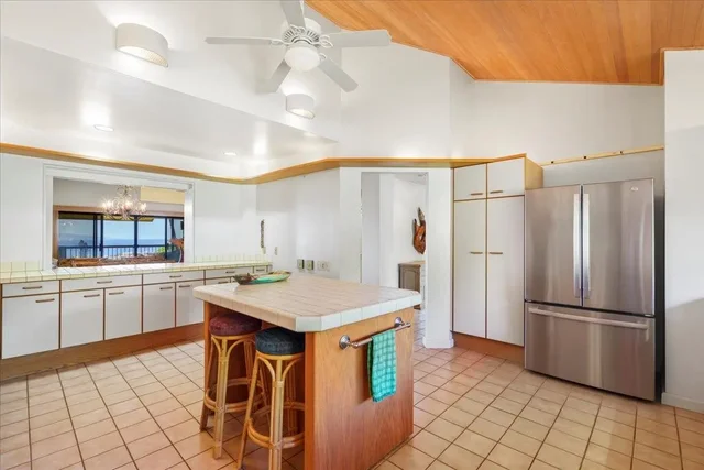 Listing Image for 50 Puu Anoano St 3304 8 of 43