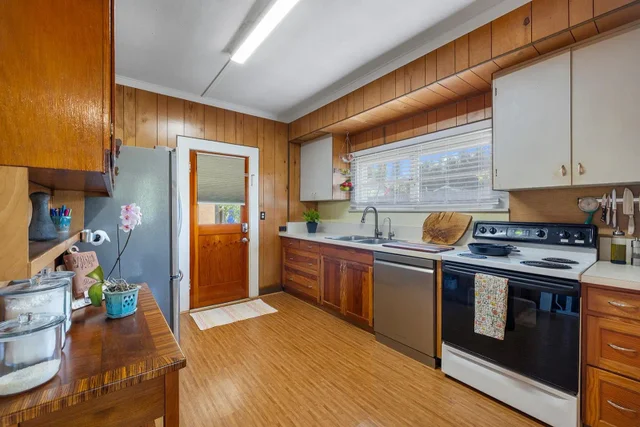 Listing Image for 1697 Haiku Rd 10 of 48