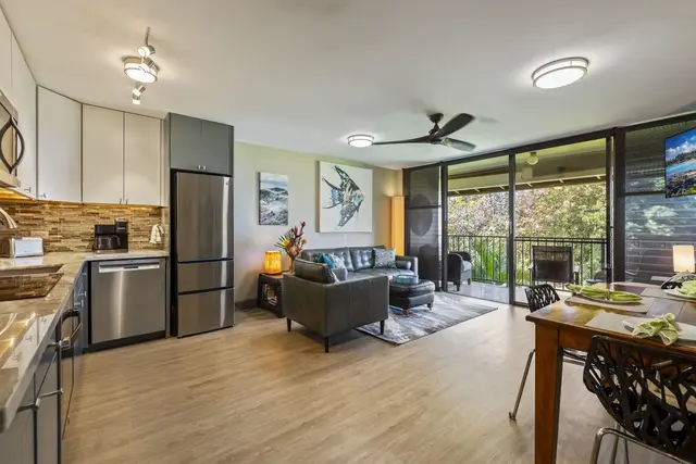 Listing Image for 49 W Lipoa St 204 13 of 50