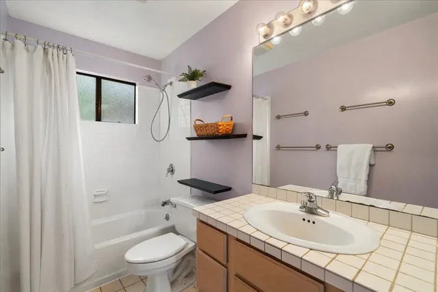 Listing Image for 240 Nalani St 39 of 47