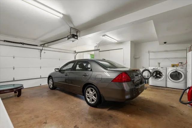 Listing Image for 240 Nalani St 40 of 47