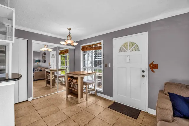Listing Image for 160 Keonekai Rd 11-104 11 of 42
