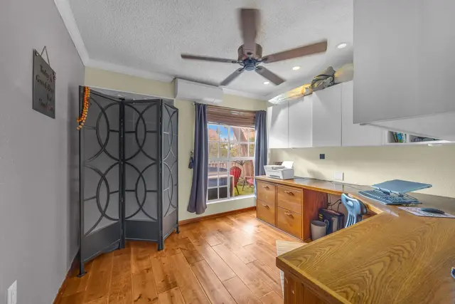 Listing Image for 160 Keonekai Rd 11-104 18 of 42