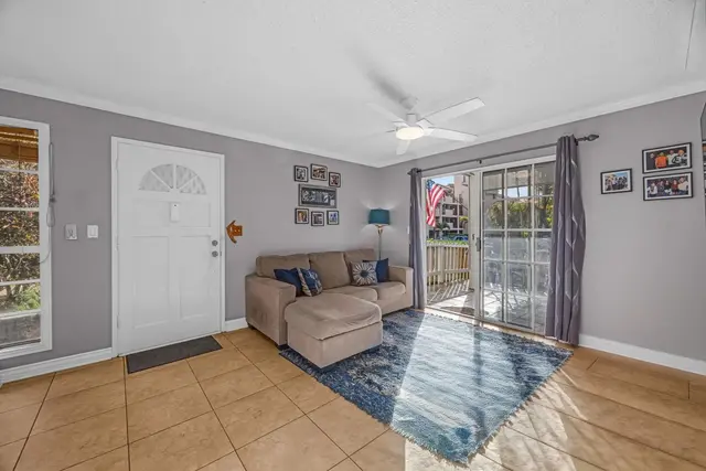 Listing Image for 160 Keonekai Rd 11-104 7 of 42