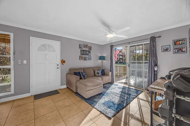 Listing Image for 160 Keonekai Rd 11-104 8 of 42
