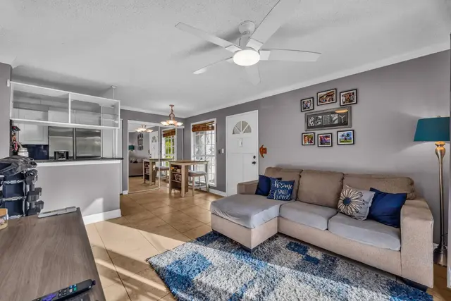 Listing Image for 160 Keonekai Rd 11-104 9 of 42
