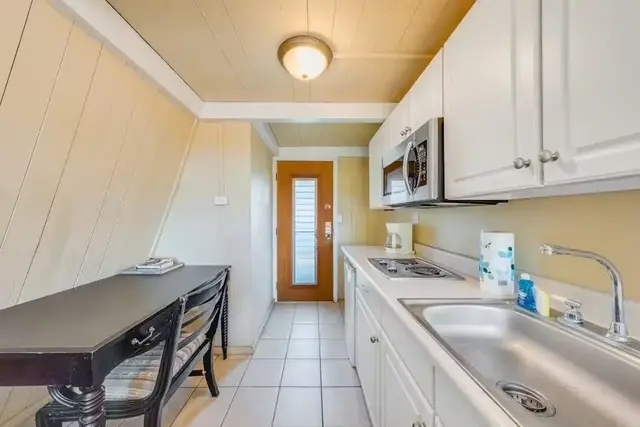 Listing Image for 1300 Kamehameha V Hwy 202 14 of 24