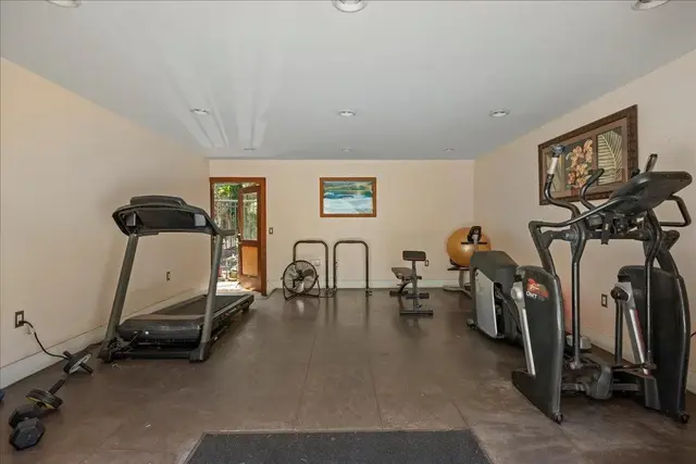 Listing Image for 3710 Lower Honoapiilani Rd F22 15 of 17