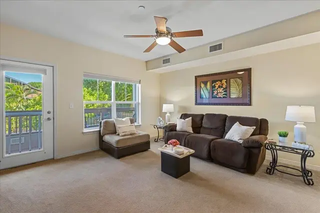 Listing Image for 3710 Lower Honoapiilani Rd F22 3 of 17