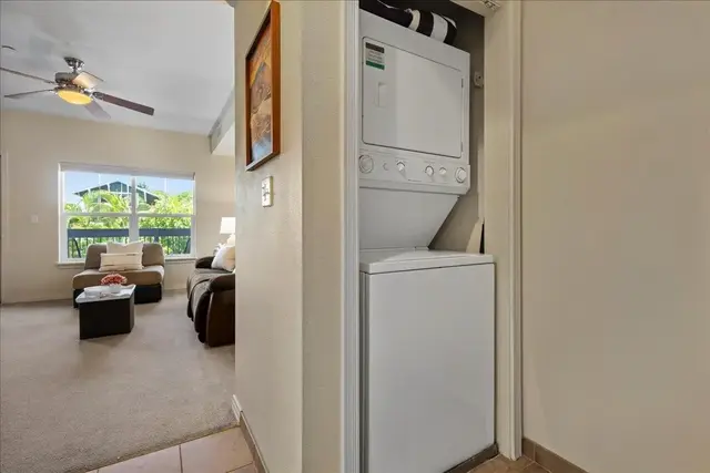Listing Image for 3710 Lower Honoapiilani Rd F22 7 of 17