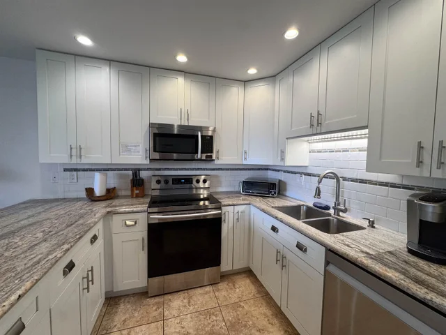 Listing Image for 483 S Kihei Rd 115 5 of 36