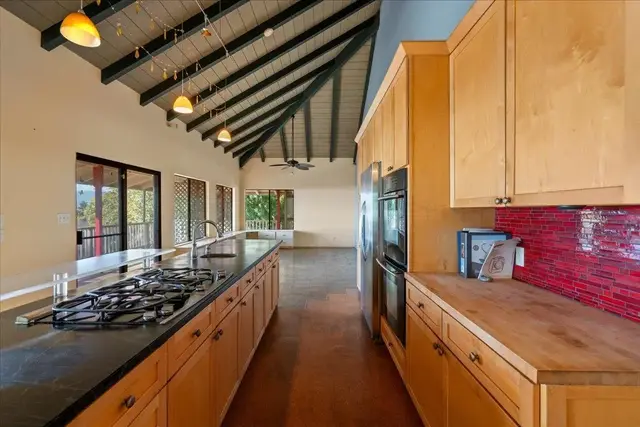 Listing Image for 3010 Kauhale St 10 of 41