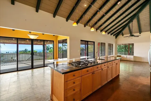 Listing Image for 3010 Kauhale St 13 of 41