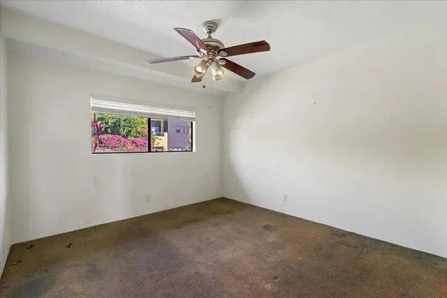 Listing Image for 3010 Kauhale St 23 of 41