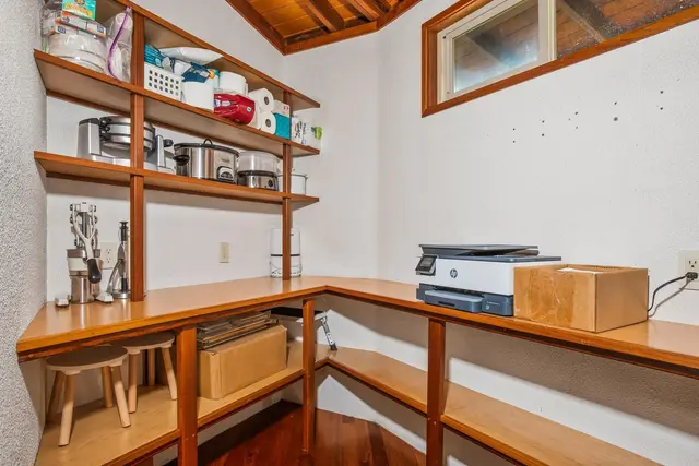 Listing Image for 37 & 213 Kapia Rd 16 of 50