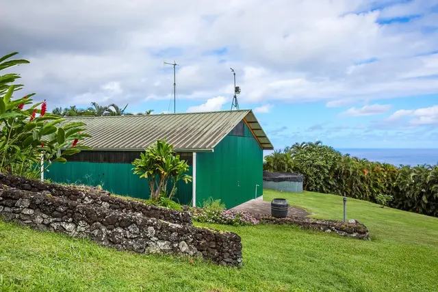 Listing Image for 37 & 213 Kapia Rd 43 of 50