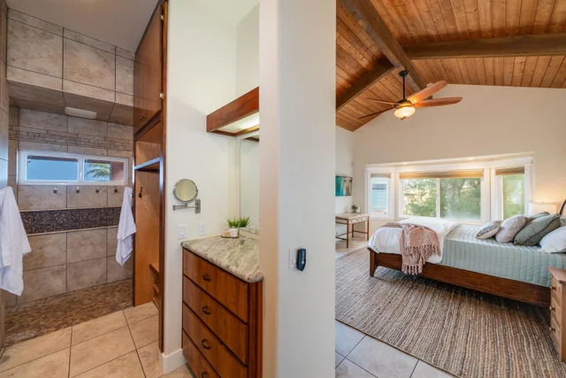 Listing Image for 133 Kaula Ili Way 16 of 50