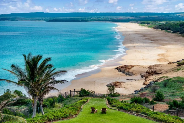 Listing Image for 133 Kaula Ili Way 2 of 50