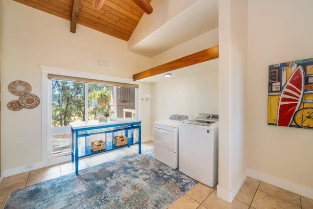 Listing Image for 133 Kaula Ili Way 26 of 50