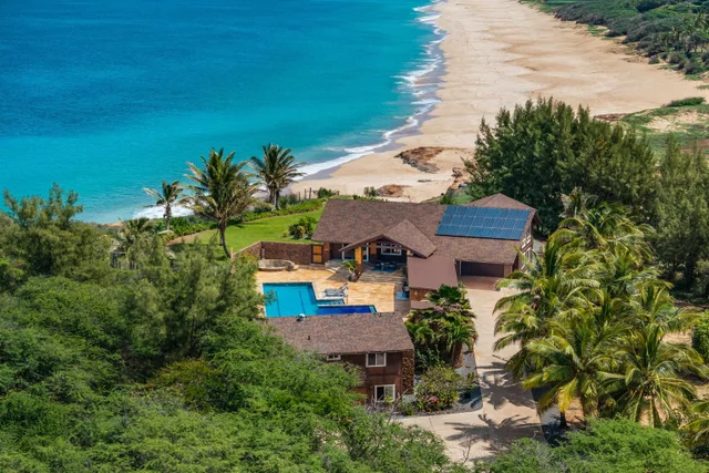 Listing Image for 133 Kaula Ili Way 3 of 50