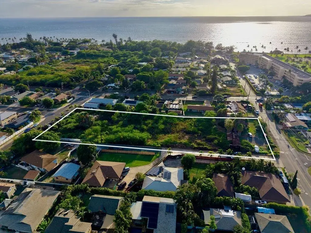 16 E Waipuilani Rd, Kihei