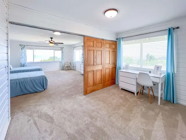 Listing Image for 40 Huina Pl 11 of 30