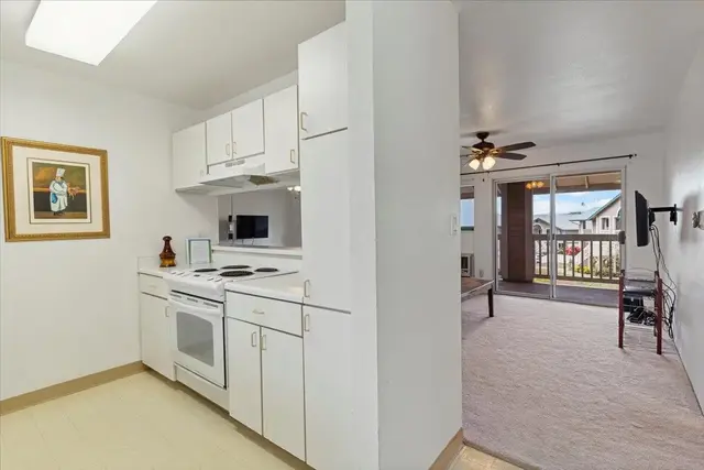 Listing Image for 45 Kapi Ln 9-203 4 of 36