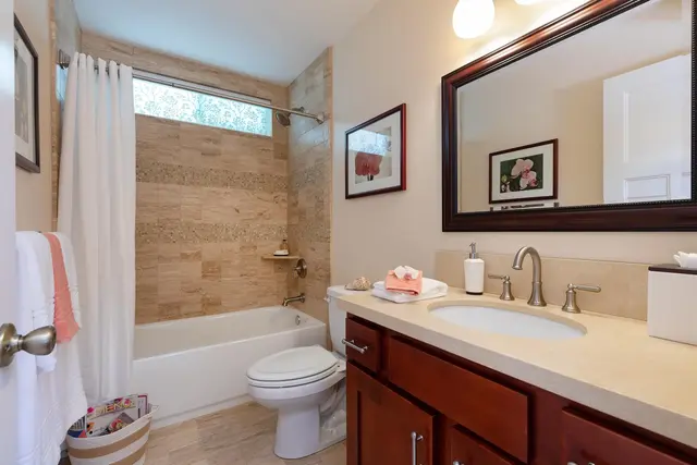 Listing Image for 746 Awalau Rd Unit B 25 of 43