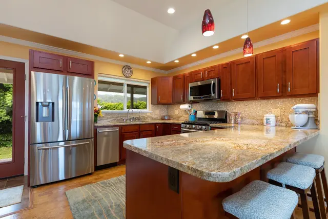 Listing Image for 746 Awalau Rd Unit B 5 of 43