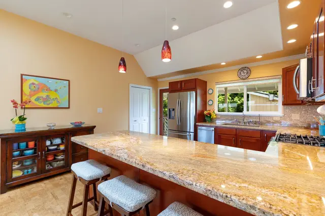 Listing Image for 746 Awalau Rd Unit B 9 of 43