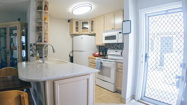 Listing Image for 44 Kunihi Ln 232 17 of 20