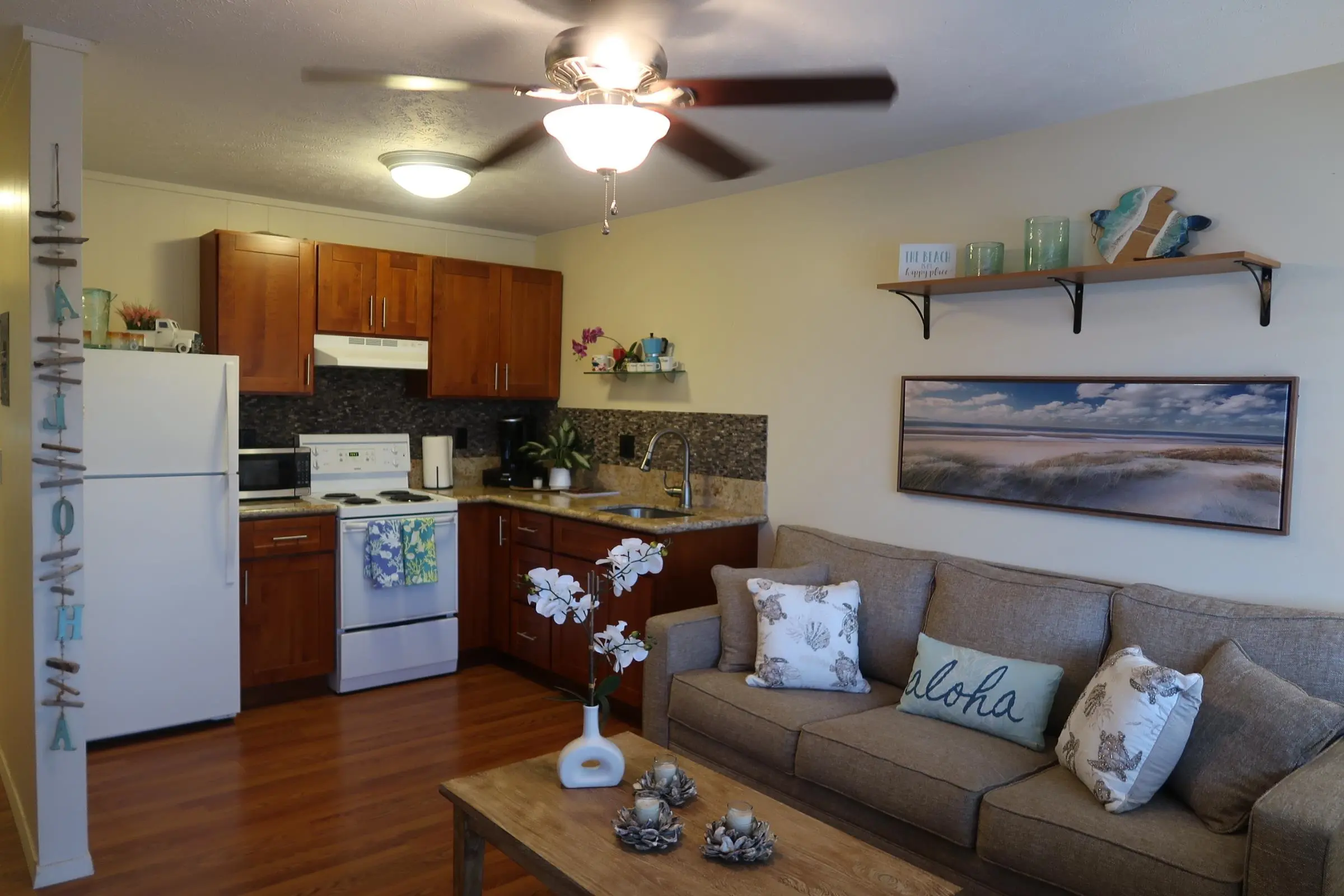 Photo of Listing #409291