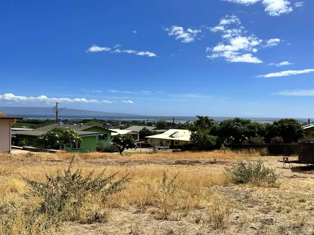 Listing Image for 270 Lamaloa Pl 3 of 7