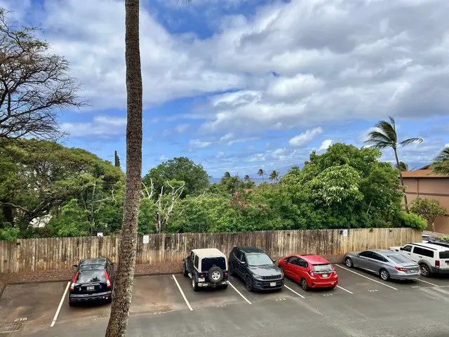 Listing Image for 3740 Lower Honoapiilani Rd G203 6 of 14