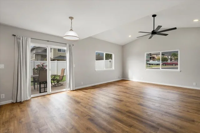 Listing Image for 16 Hookomo Pl 10 of 45