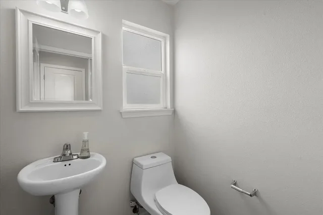 Listing Image for 16 Hookomo Pl 33 of 45