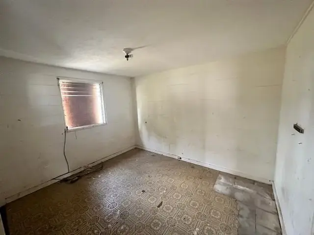 Listing Image for 592 Onehee Ave 7 of 11