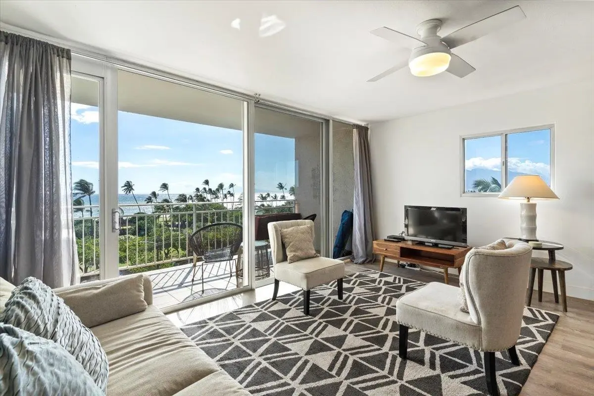 Photo of Listing #406482