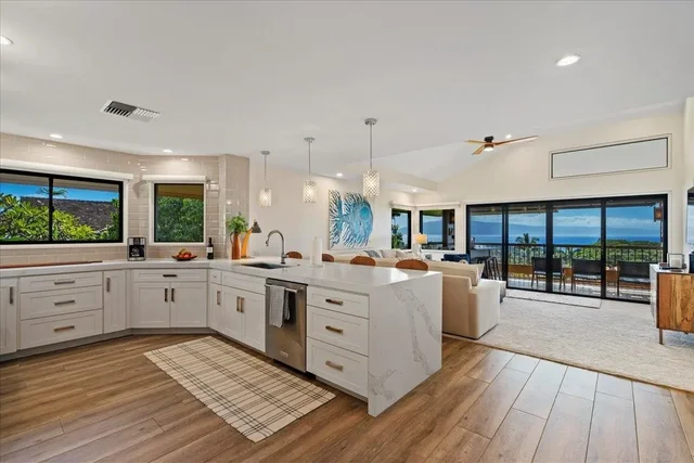 Listing Image for 50 Puu Anoano St 3408 13 of 45