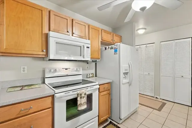 Listing Image for 45 Halili Ln 12b 16 of 47