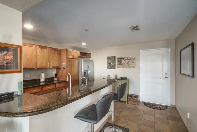 Listing Image for 3706 Lower Honoapiilani Rd D40 18 of 48