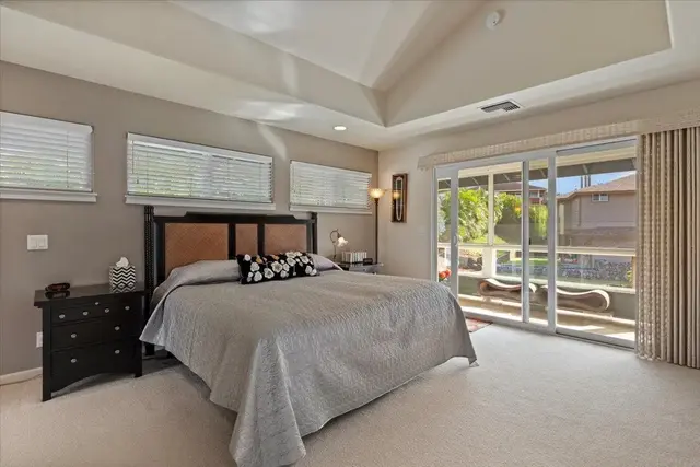 Listing Image for 8 Bermuda Pl 28 of 50