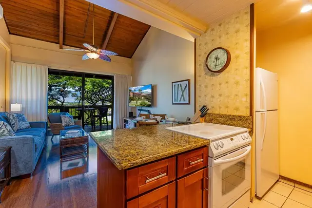 Listing Image for 2191 S Kihei Rd 2416 18 of 43