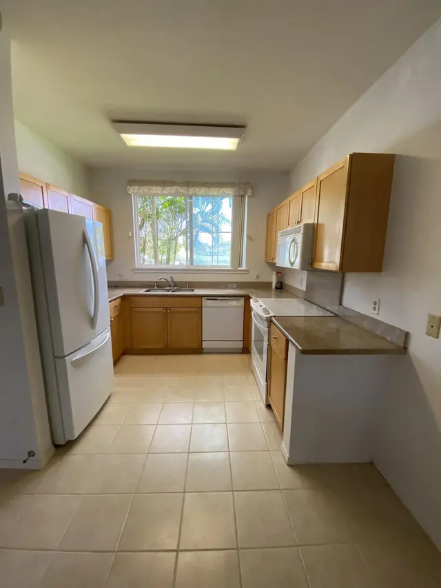 Listing Image for 34 Kai Makani Loop 101 4 of 20