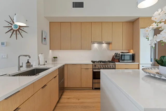 Listing Image for 197 Holokahiki Ln 8b (102) 19 of 50